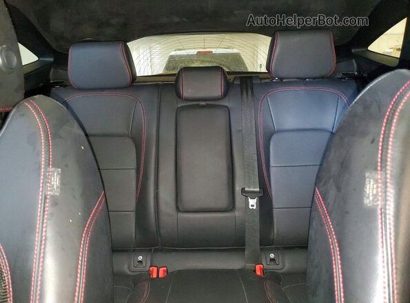 SADFL2FX7J1Z32696 2018 JAGUAR E-PACE Черный Вид задних сидений
