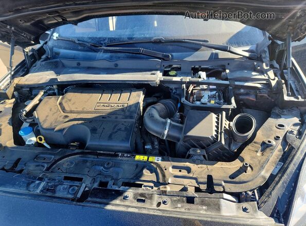 SADFT2GX2J1Z29980 2018 JAGUAR E-PACE Черный Вид задней части салона