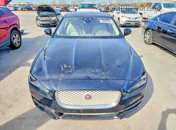 SAJAD4FX4JCP41497 2018 JAGUAR XF Black წინა ხედი