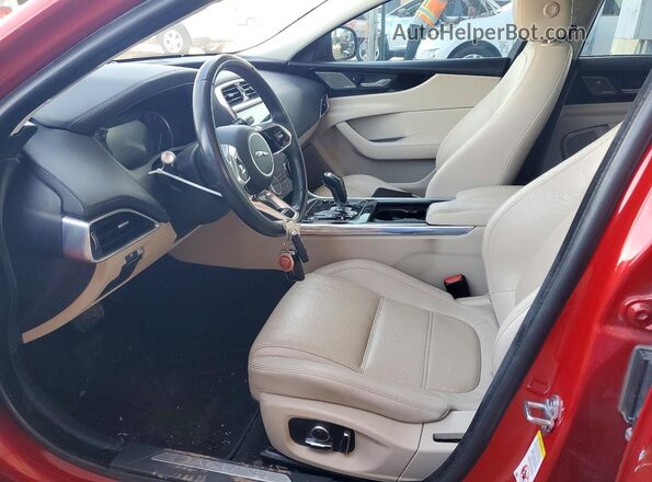 SAJAE4FX5LCP63265 2020 JAGUAR XF Red Вид салону спереду