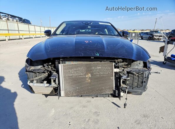 SAJAJ4FX6KCP51040 2019 JAGUAR XF Blue Widok z przodu
