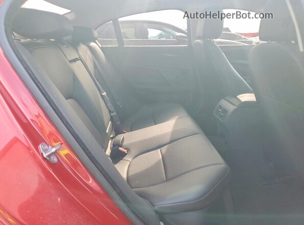 SAJAJ4FX8JCP35419 2018 JAGUAR XF Red Widok tylnych siedzeń