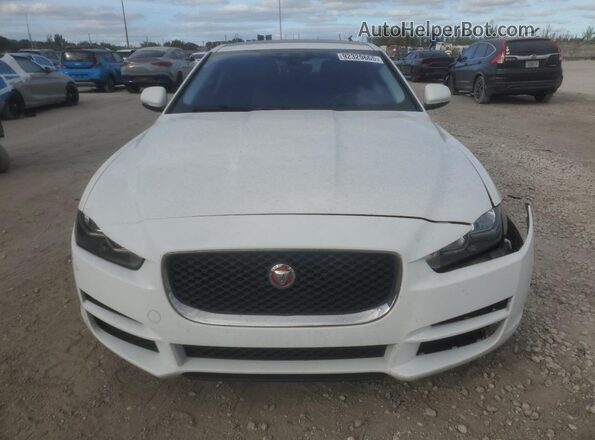 SAJAS4FX8KCP52557 2019 JAGUAR XF White Widok z przodu