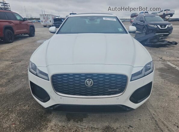 SAJB64FX4RCY96044 2024 JAGUAR XF White Вид спереду