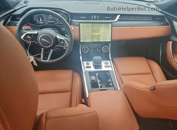 SAJB64FX4RCY96044 2024 JAGUAR XF White Вид панелі приладів
