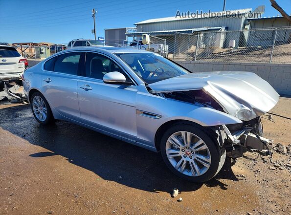 SAJBD4BV1GCY09689 2016 JAGUAR XF Silver 