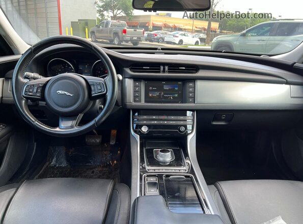 SAJBD4BV9GCY06832 2016 JAGUAR XF Black Instrument cluster view