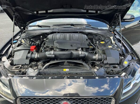 SAJBD4BV9GCY06832 2016 JAGUAR XF Black Front interior view