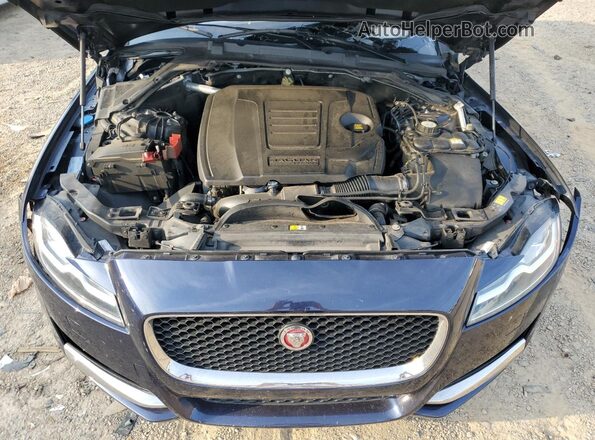 SAJBD4FX3JCY70044 2018 JAGUAR XF Blue 