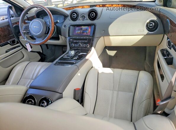 SAJWA1C71H8W06895 2017 JAGUAR XJ Black წინა პანელის ხედი