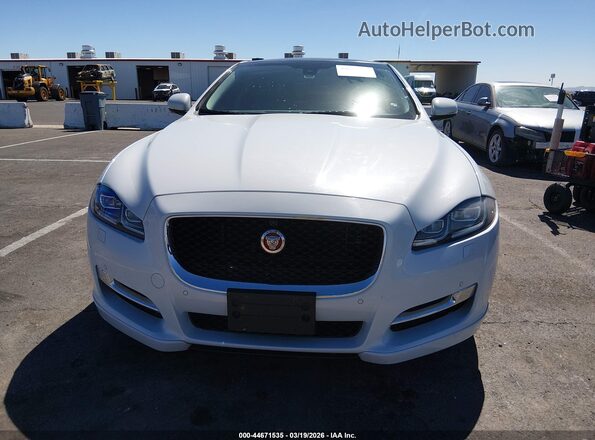 SAJWA1C78G8W03023 2016 JAGUAR XJ White Instrument cluster view