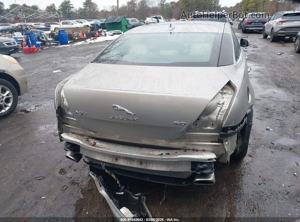 SAJWA1CE8GMW00581 2016 JAGUAR XJ Бежевый 