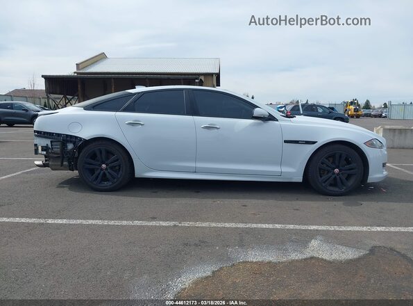 SAJWJ1CD1H8W07406 2017 JAGUAR XJ White 360 interior view