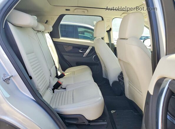 SALCJ2FX9NH905591 2022 LAND ROVER DISCOVERY Silver Rear seats view