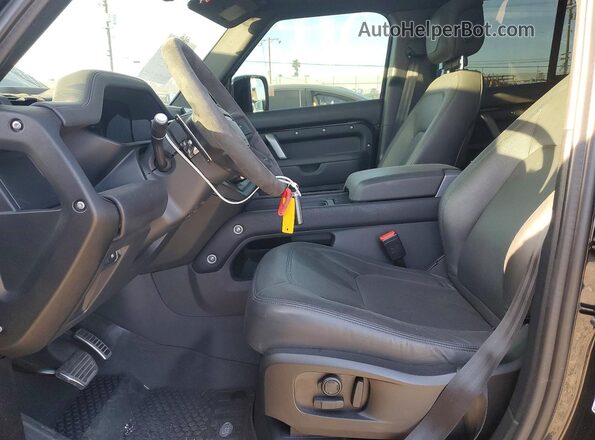SALEBEEE2R2316267 2024 LAND ROVER DEFENDER Black Widok wnętrza z przodu