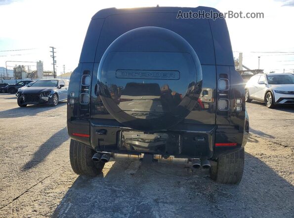 SALEBEEE2R2316267 2024 LAND ROVER DEFENDER Black Widok z tyłu