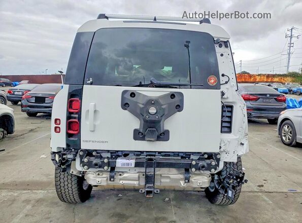 SALEJ6EX9R2334646 2024 LAND ROVER DEFENDER White Հետևի տեսք