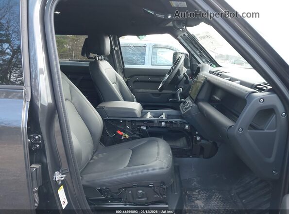SALEJ7EXXT2482706 2026 LAND ROVER DEFENDER Gray Front interior view