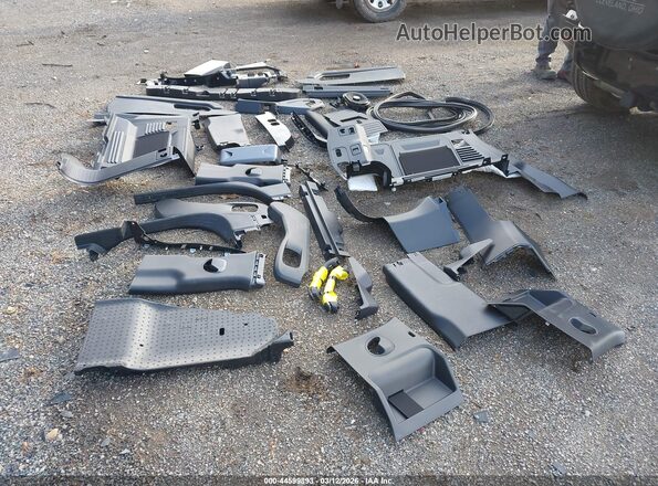 SALEJ7EXXT2482706 2026 LAND ROVER DEFENDER Gray Instrument cluster view