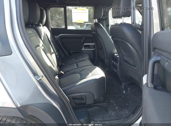SALEJEEX7P2225450 2023 LAND ROVER DEFENDER Silver Вид наклейки з VIN-кодом