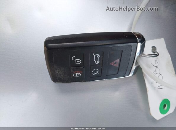 SALEJEEX7P2225450 2023 LAND ROVER DEFENDER Silver Вид панелі приладів
