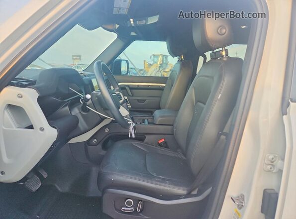 SALEJFEU3R2337631 2024 LAND ROVER DEFENDER White Вид салону спереду