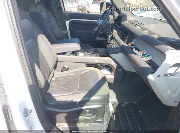 SALEP7EU2L2019740 2020 LAND ROVER DEFENDER White Սալոնի դիմացի տեսք