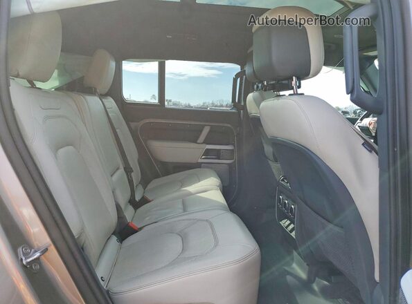 SALEPFEU6P2228558 2023 LAND ROVER DEFENDER Silver Вид задньої частини салону