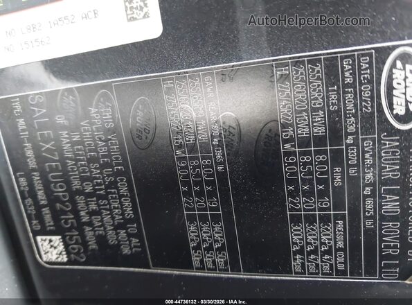 SALEX7EU9P2151562 2023 LAND ROVER DEFENDER Gray Engine compartment view