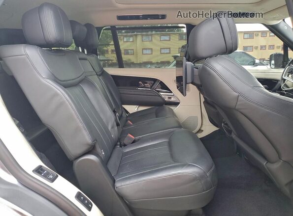 SALK1BE74PA043941 2023 LAND ROVER RANGE Gray Вид задньої частини салону