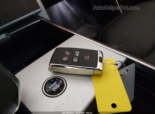 SALKP9FU7RA202966 2024 LAND ROVER RANGE ROVER Gold Առջևի վահանակի տեսք