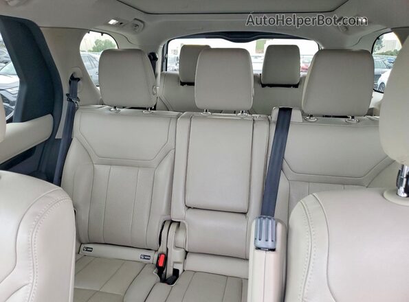 SALRG2RV6JA072354 2018 LAND ROVER DISCOVERY Blue Rear seats view