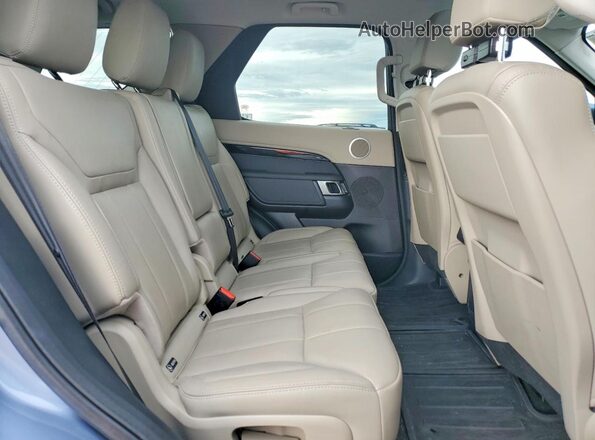 SALRG2RV6JA072354 2018 LAND ROVER DISCOVERY Blue Rear interior view