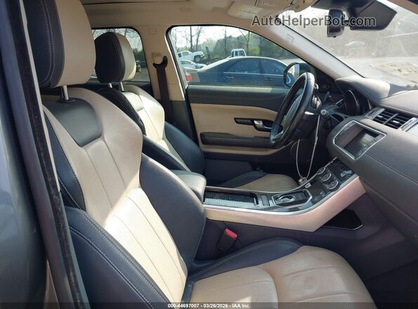 SALVP2BG9HH230763 2017 LAND ROVER RANGE ROVER EVOQUE Gray Front interior view