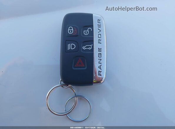 SALVP2RX2JH286636 2018 LAND ROVER RANGE ROVER EVOQUE White Vista del salpicadero