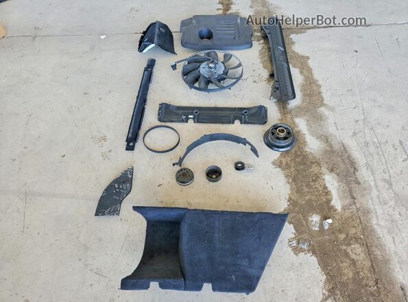SALWR2SU8MA751822 2021 LAND ROVER RANGE White Widok naklejki z numerem VIN