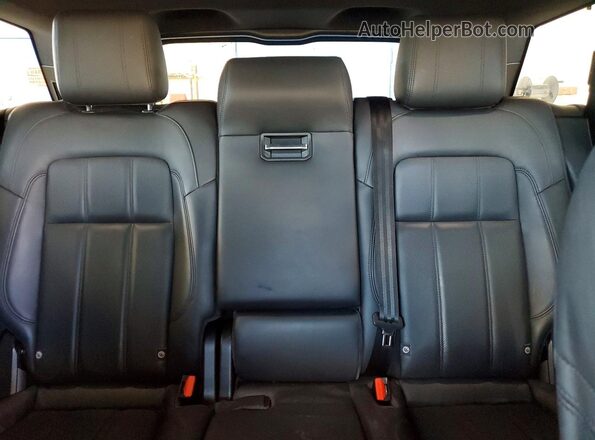 SALWR2SU8MA751822 2021 LAND ROVER RANGE White Widok tylnych siedzeń