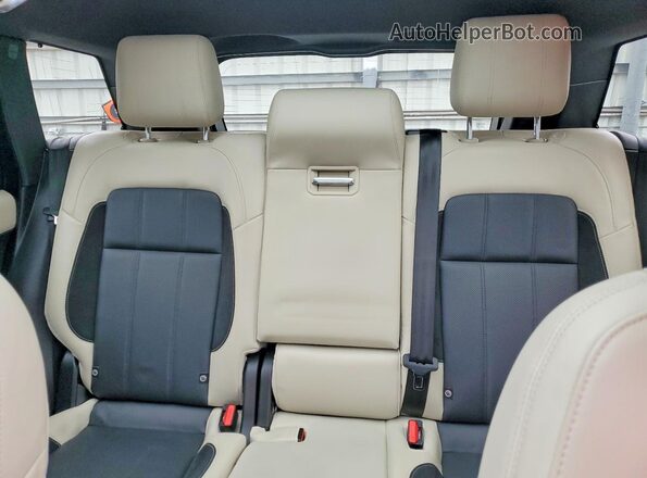 SALWS2RUXMA765618 2021 LAND ROVER RANGE Black Widok tylnych siedzeń