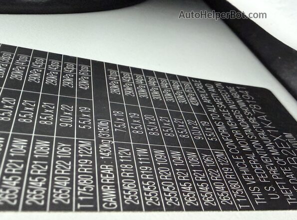 SALYB2EX1KA781941 2019 LAND ROVER RANGE ROVER VELAR White VIN sticker view