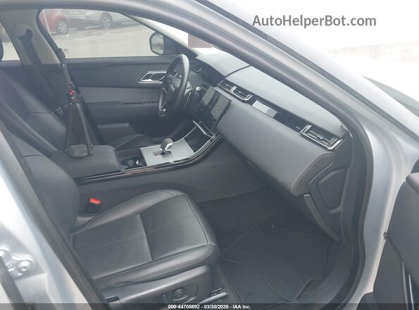 SALYJ2EX4RA387752 2024 LAND ROVER RANGE ROVER VELAR Silver წინა სალონის ხედი