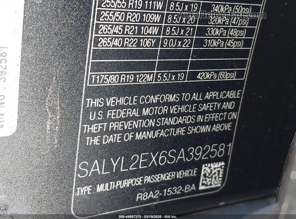 SALYL2EX6SA392581 2025 LAND ROVER RANGE ROVER VELAR Black Շարժիչի բաժամունքի տեսք