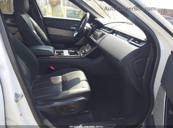 SALYL2RN4JA760604 2018 LAND ROVER RANGE ROVER VELAR White წინა სალონის ხედი