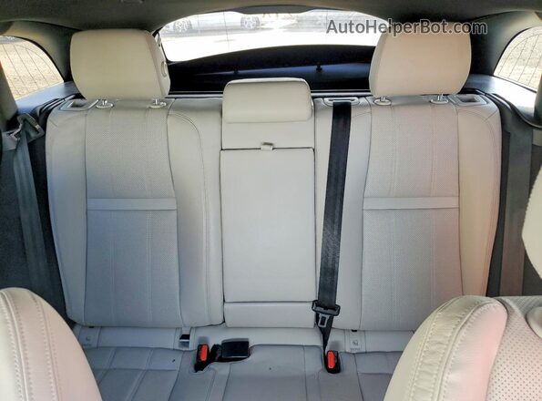 SALYT2EX3PA350215 2023 LAND ROVER RANGE White Հետևի նստատեղերի տեսք