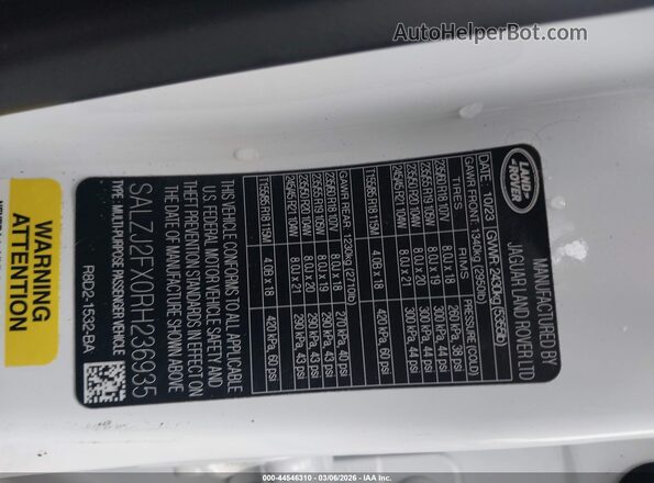 SALZJ2FX0RH236935 2024 LAND ROVER RANGE ROVER EVOQUE White Vista del compartimento del motor