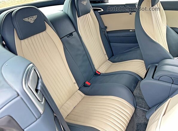 SCBGT3ZA8GC051549 2016 BENTLEY OTHER Синий Вид салона спереди