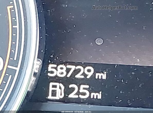 SJAAC2ZV6HC015460 2017 BENTLEY BENTAYGA White 