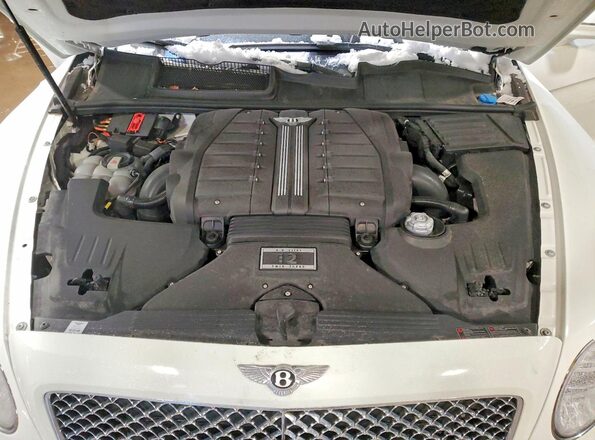 SJAAC4ZV5JC020618 2018 BENTLEY BENTAYGA White Rear interior view