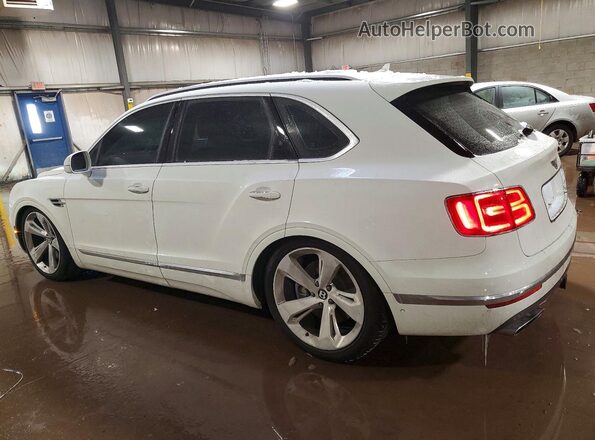 SJAAC4ZV5JC020618 2018 BENTLEY BENTAYGA White Rear left