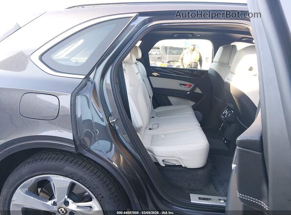 SJAAM2ZV3KC025982 2019 BENTLEY BENTAYGA Black VIN კოდის სტიკერის ხედი
