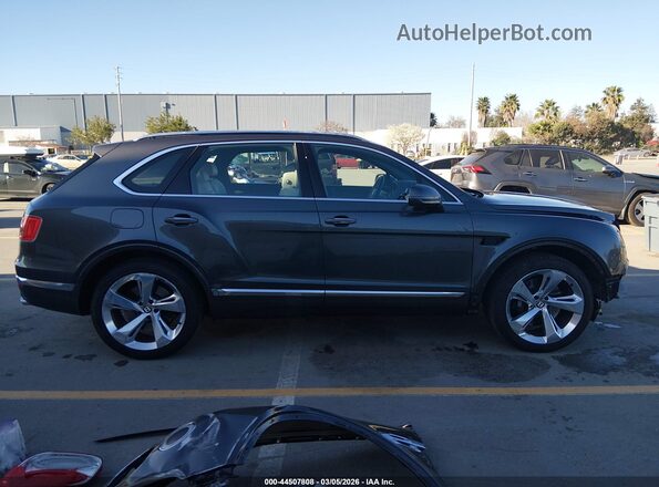 SJAAM2ZV3KC025982 2019 BENTLEY BENTAYGA Black სალონის 360-გრადუსიანი ხედი